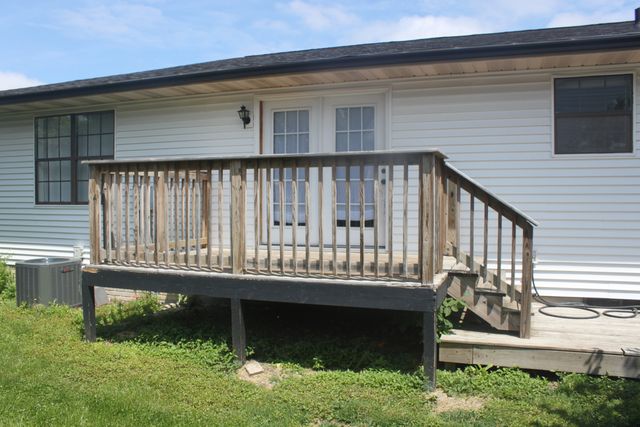 816 Oaklawn Avenue, East Moline, IL 61244