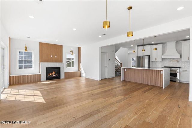 5 Shore Pine Drive, Brick, NJ 08723