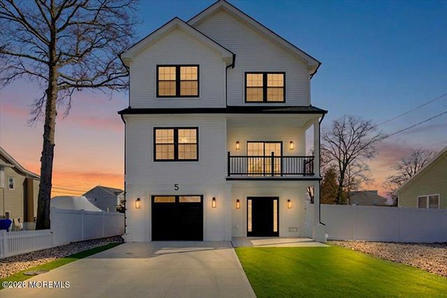 5 Shore Pine Drive, Brick, NJ 08723