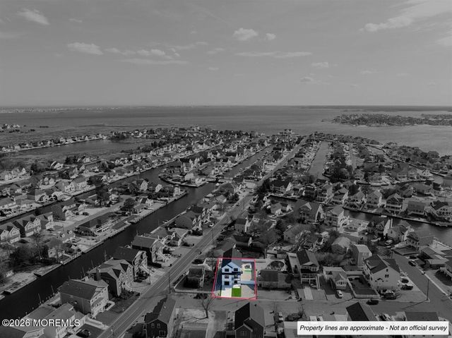 5 Shore Pine Drive, Brick, NJ 08723