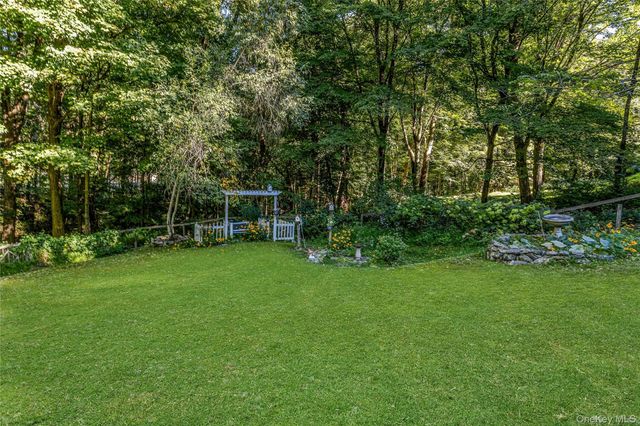 36 Haviland Road, Carmel, NY 10512