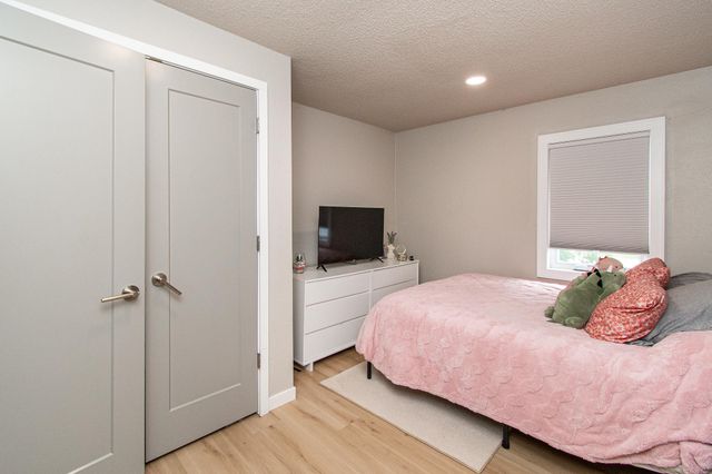 120 University Drive S, Fargo, ND 58103