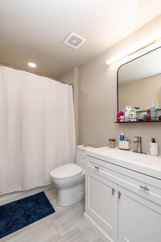 120 University Drive S, Fargo, ND 58103