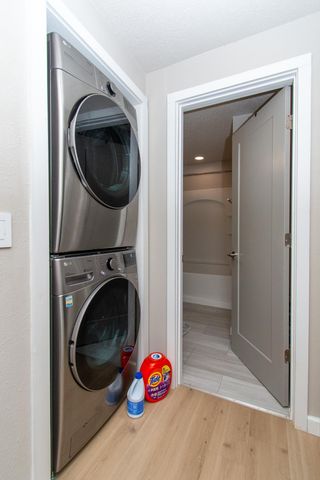 120 University Drive S, Fargo, ND 58103