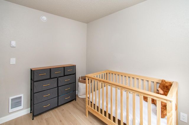 120 University Drive S, Fargo, ND 58103