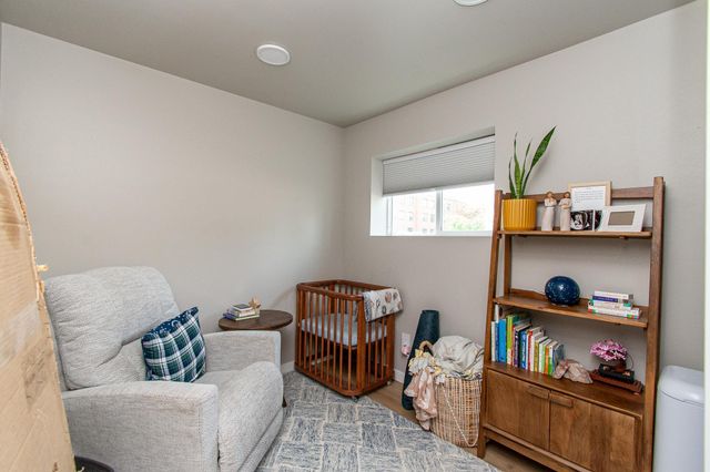 120 University Drive S, Fargo, ND 58103