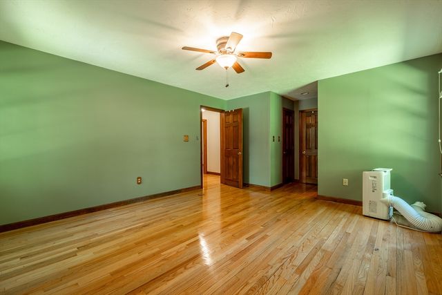 322 Spring St, Shrewsbury, MA 01545