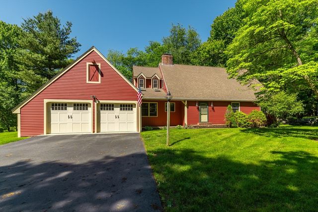 322 Spring St, Shrewsbury, MA 01545