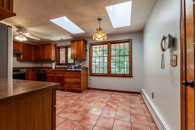 322 Spring St, Shrewsbury, MA 01545