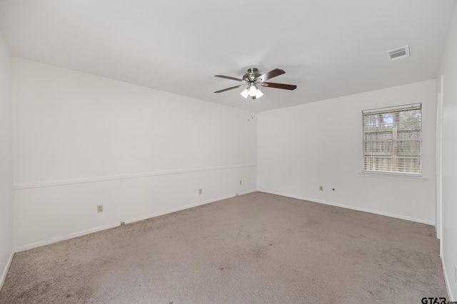 2827 Fairfax Dr, Tyler, TX 75701