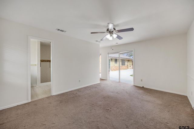 2827 Fairfax Dr, Tyler, TX 75701