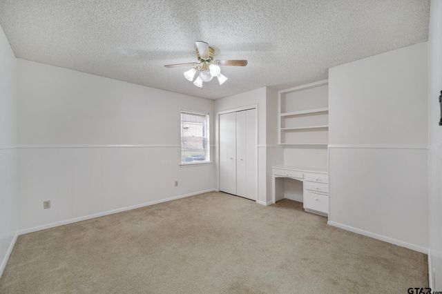 2827 Fairfax Dr, Tyler, TX 75701