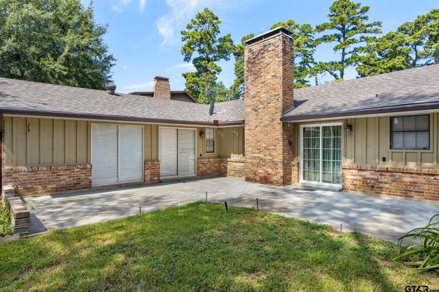 2827 Fairfax Dr, Tyler, TX 75701