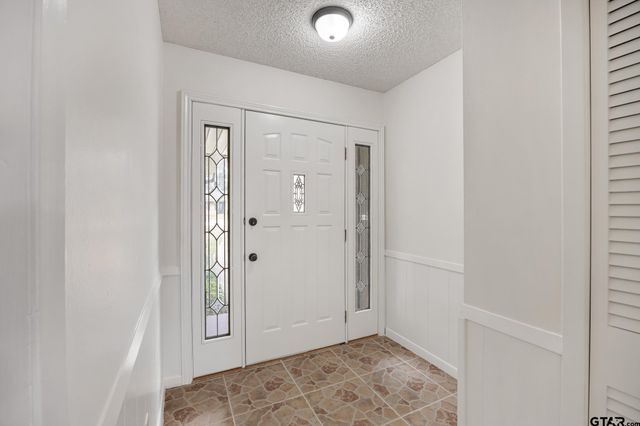 2827 Fairfax Dr, Tyler, TX 75701