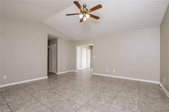 4156 Kennison Village Drive, Winston-salem, NC 27127