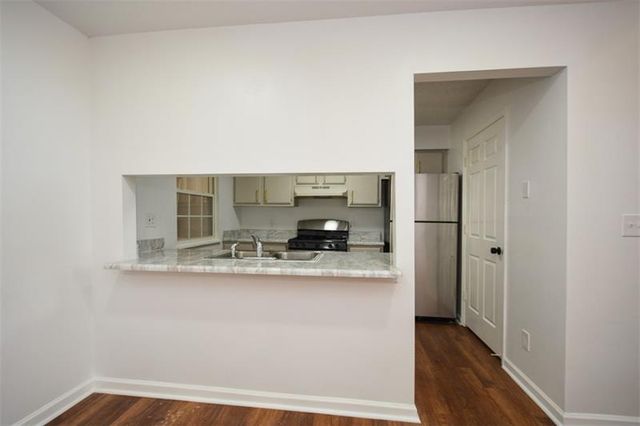 1286 Green Tee Drive SW, Marietta, GA 30008