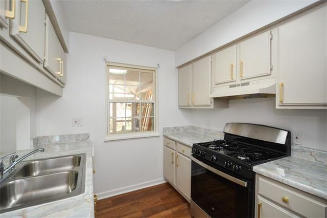 1286 Green Tee Drive SW, Marietta, GA 30008