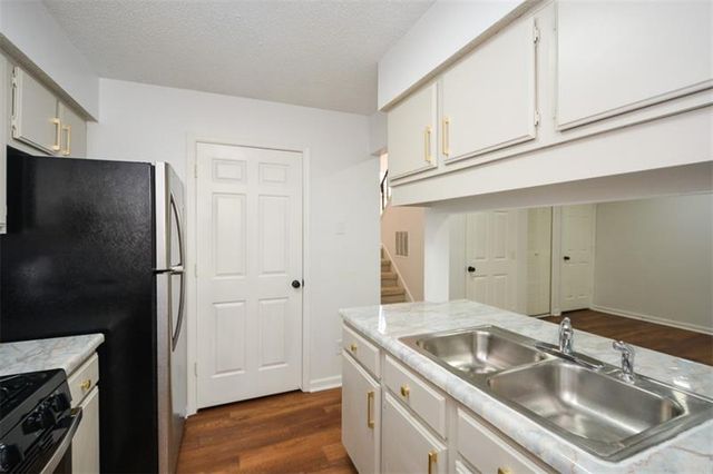 1286 Green Tee Drive SW, Marietta, GA 30008