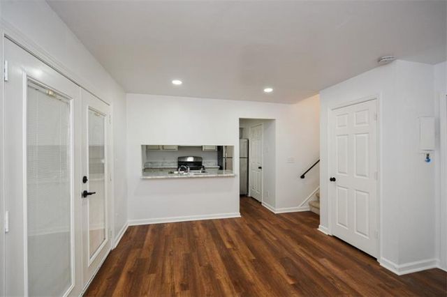 1286 Green Tee Drive SW, Marietta, GA 30008