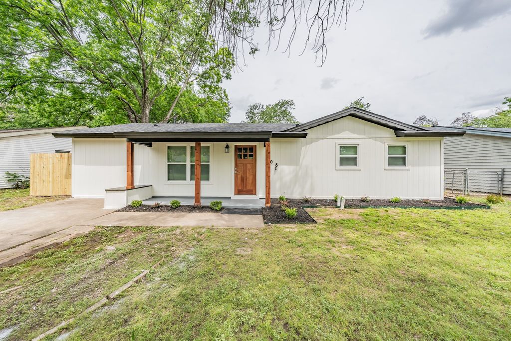 808 Milam Drive, Euless, TX 76039