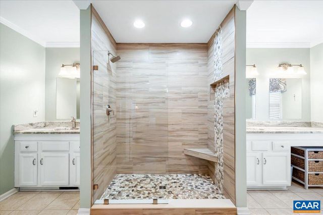 12 BARRETT ST, Lake Monticello, VA 22963