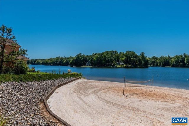 12 BARRETT ST, Lake Monticello, VA 22963