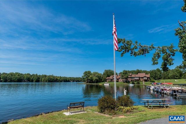 12 BARRETT ST, Lake Monticello, VA 22963