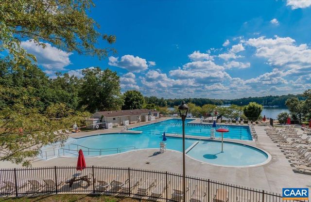 12 BARRETT ST, Lake Monticello, VA 22963