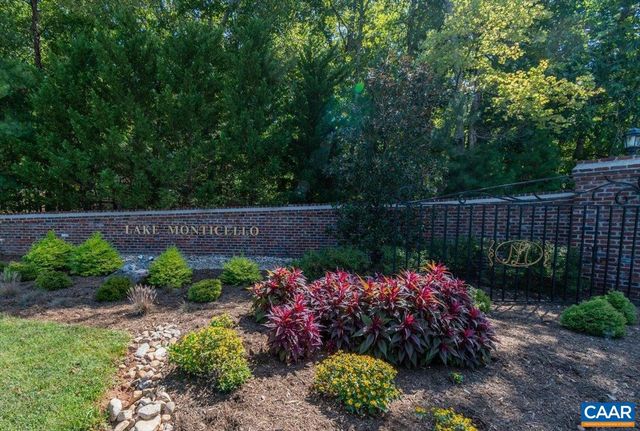 12 BARRETT ST, Lake Monticello, VA 22963