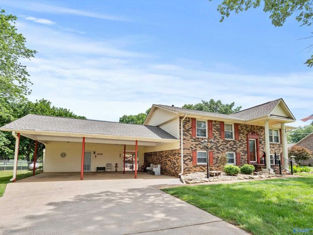 233 West Limestone Road, Hazel Green, AL 35750