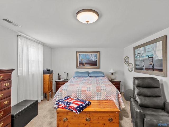 233 West Limestone Road, Hazel Green, AL 35750