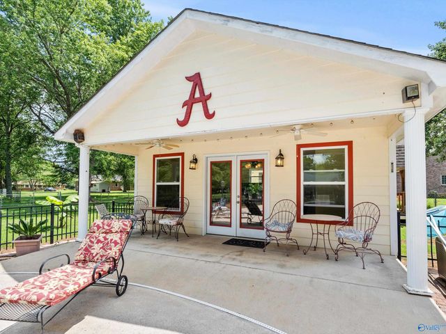 233 West Limestone Road, Hazel Green, AL 35750