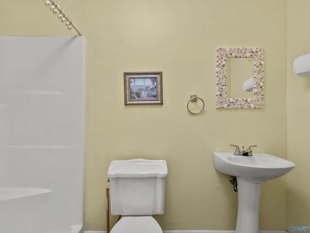 233 West Limestone Road, Hazel Green, AL 35750