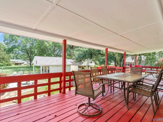 233 West Limestone Road, Hazel Green, AL 35750