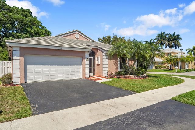 5303 NW 53rd Street, Coconut Creek, FL 33073
