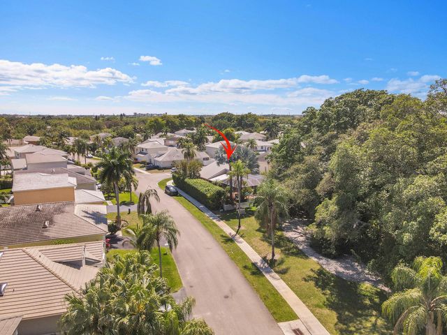 5303 NW 53rd Street, Coconut Creek, FL 33073