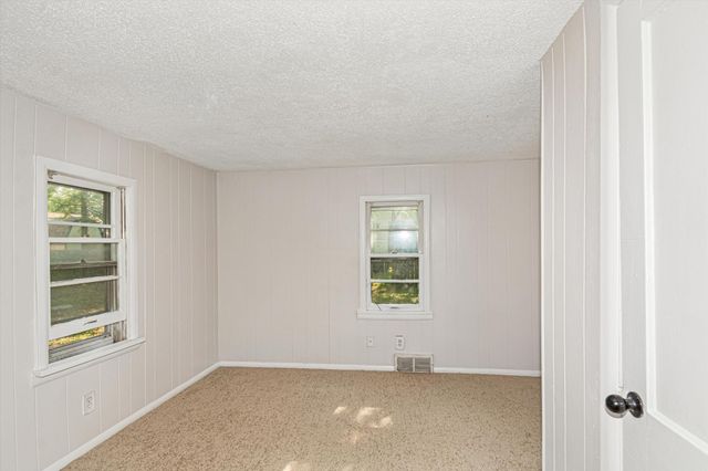 5448 Dupont Avenue N, Brooklyn Center, MN 55430