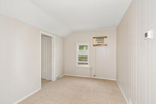5448 Dupont Avenue N, Brooklyn Center, MN 55430
