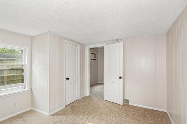 5448 Dupont Avenue N, Brooklyn Center, MN 55430