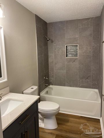 8225 Impala Ct, Pensacola, FL 32506