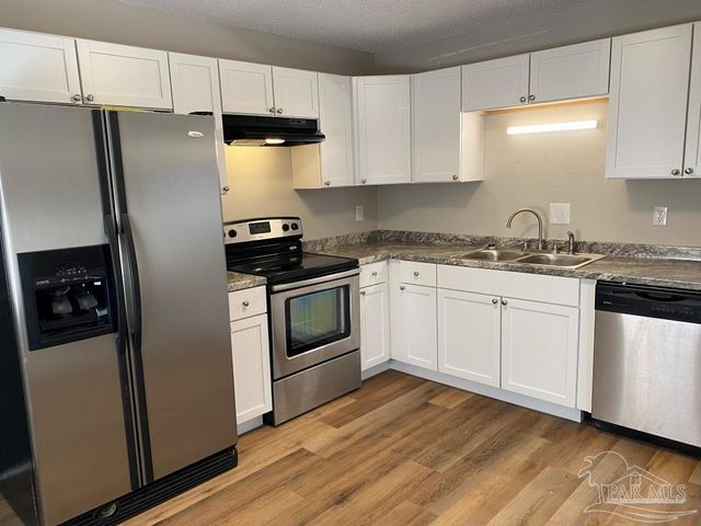 8225 Impala Ct, Pensacola, FL 32506