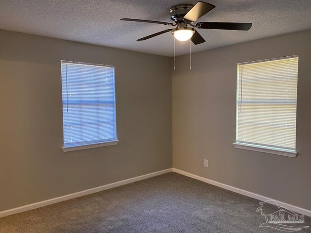 8225 Impala Ct, Pensacola, FL 32506