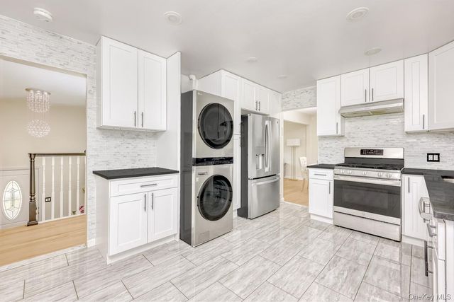 129 E Willow Tree Road, Spring Valley, NY 10977