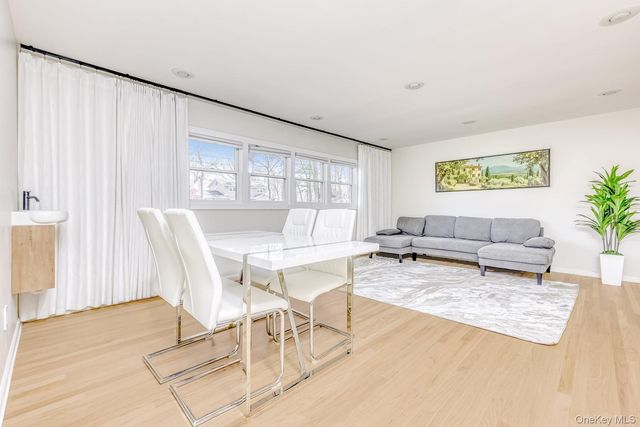 129 E Willow Tree Road, Spring Valley, NY 10977