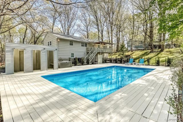 129 E Willow Tree Road, Spring Valley, NY 10977