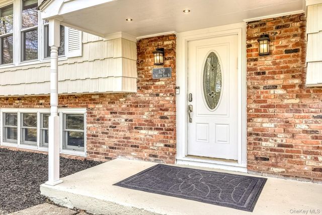 129 E Willow Tree Road, Spring Valley, NY 10977