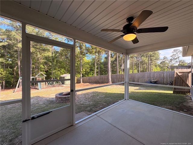 276 English Oak Drive, Bunnlevel, NC 28323