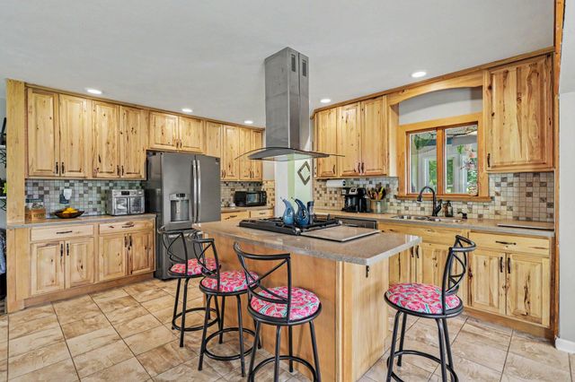 4182 Bristol Oaks Street, Johnstown Twp, MI 49050
