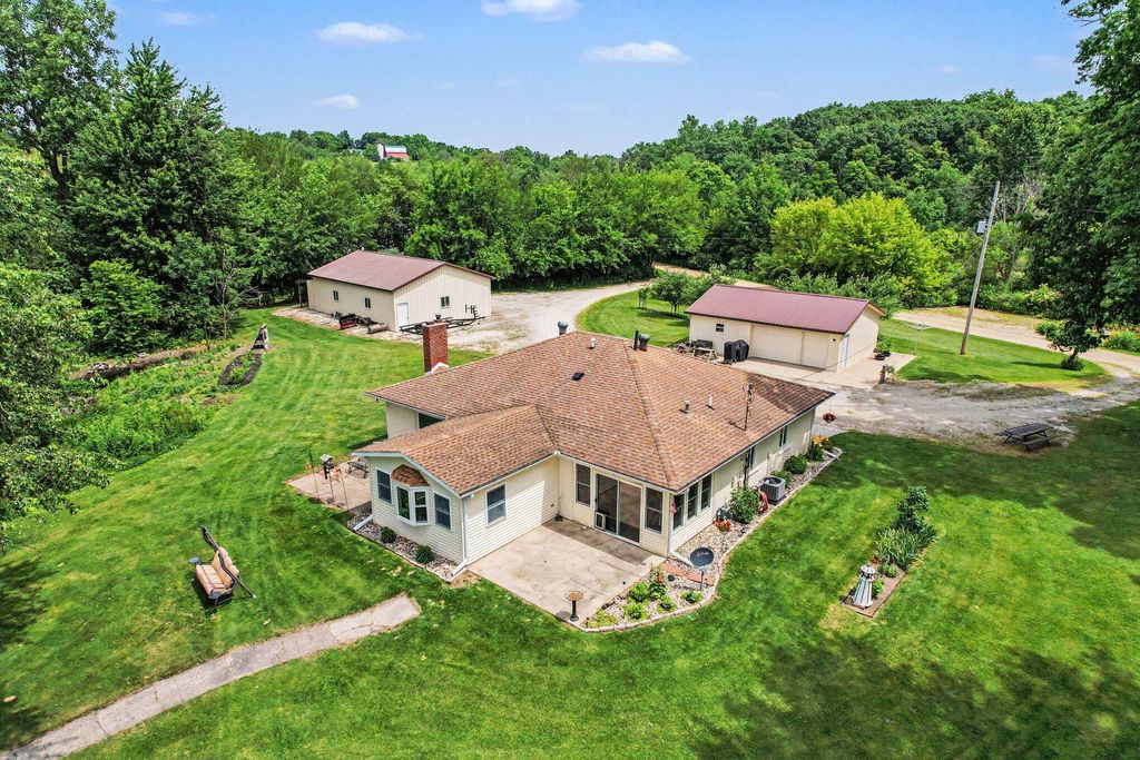 4182 Bristol Oaks Street, Johnstown Twp, MI 49050