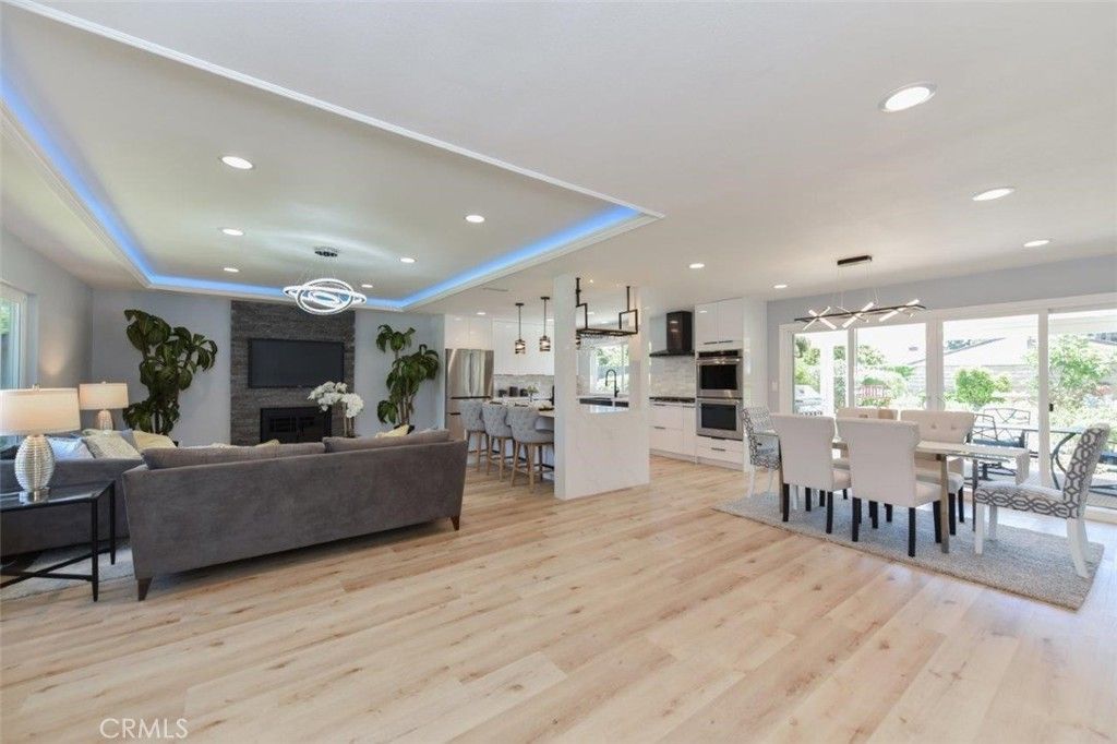 Image 3 of property listing at 28623 Quailhill, Rancho Palos Verdes, CA 90275